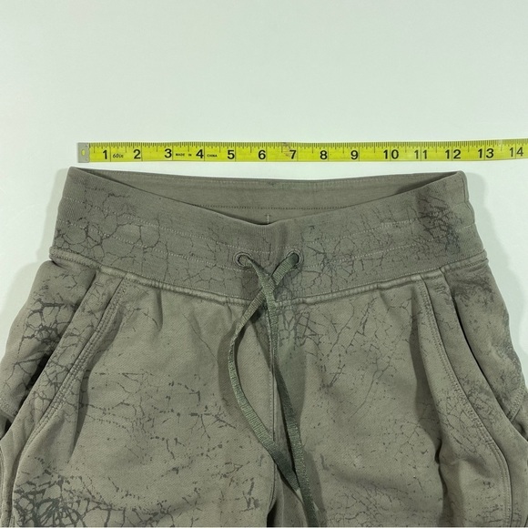 Lululemon Warm Down Jogger Sweats Thread Dye Rover Black - Picture 8 of 8